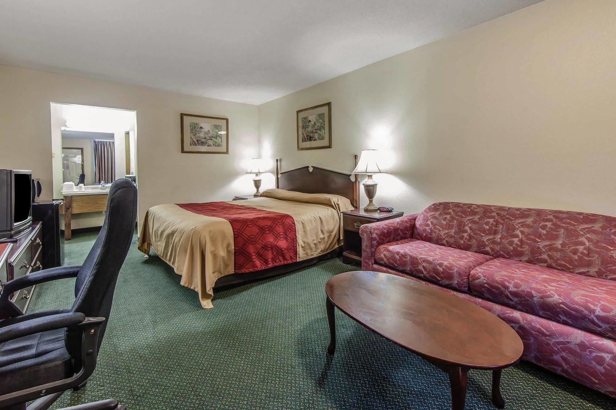 Red Roof Inn Дэндридж Экстерьер фото