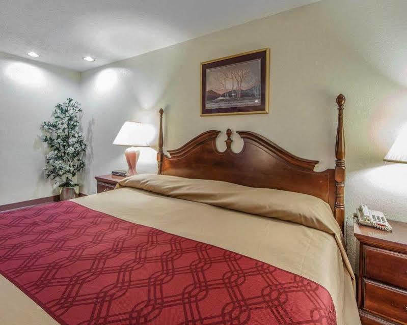 Red Roof Inn Дэндридж Экстерьер фото