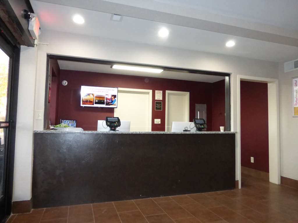 Red Roof Inn Дэндридж Интерьер фото